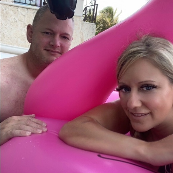 Meet your Posher, Jess - Picture 2 of 7